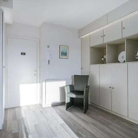 Apartment Huswell - Charming Studio With Terrace Nearby The Beach *